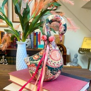 Cottagecore Swan Decor, Vintage Decoupage Patch Quilt Ceramic Swan Figurine